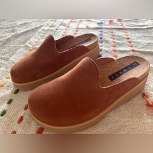 Reef Vista Skye Cognac Slip-On Clogs